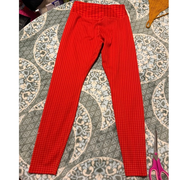 Nike Dri-FIT Womens Red Houndstooth High Waisted Training Leggings Size Small - Picture 3 of 4